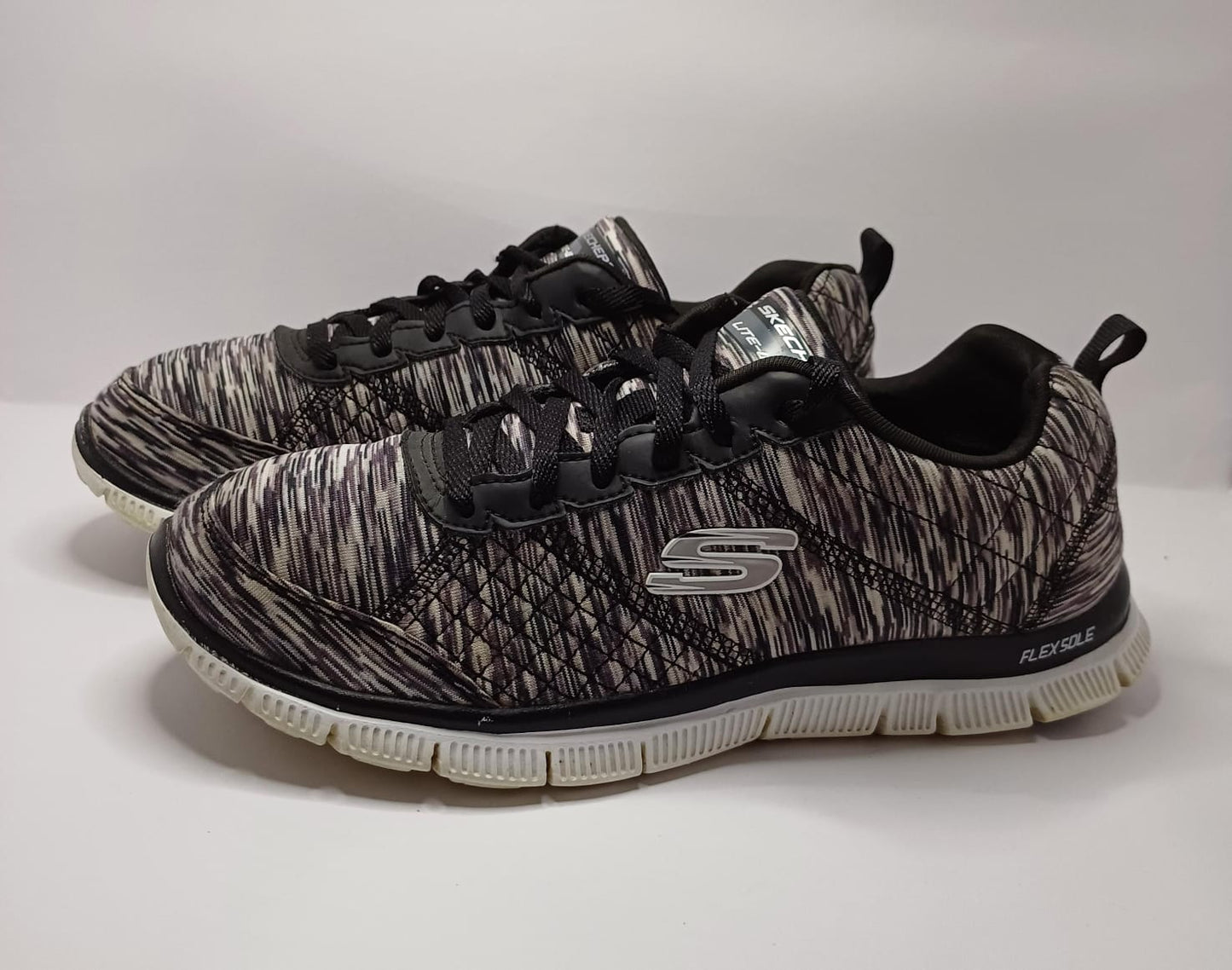 Skechers Lite Walk