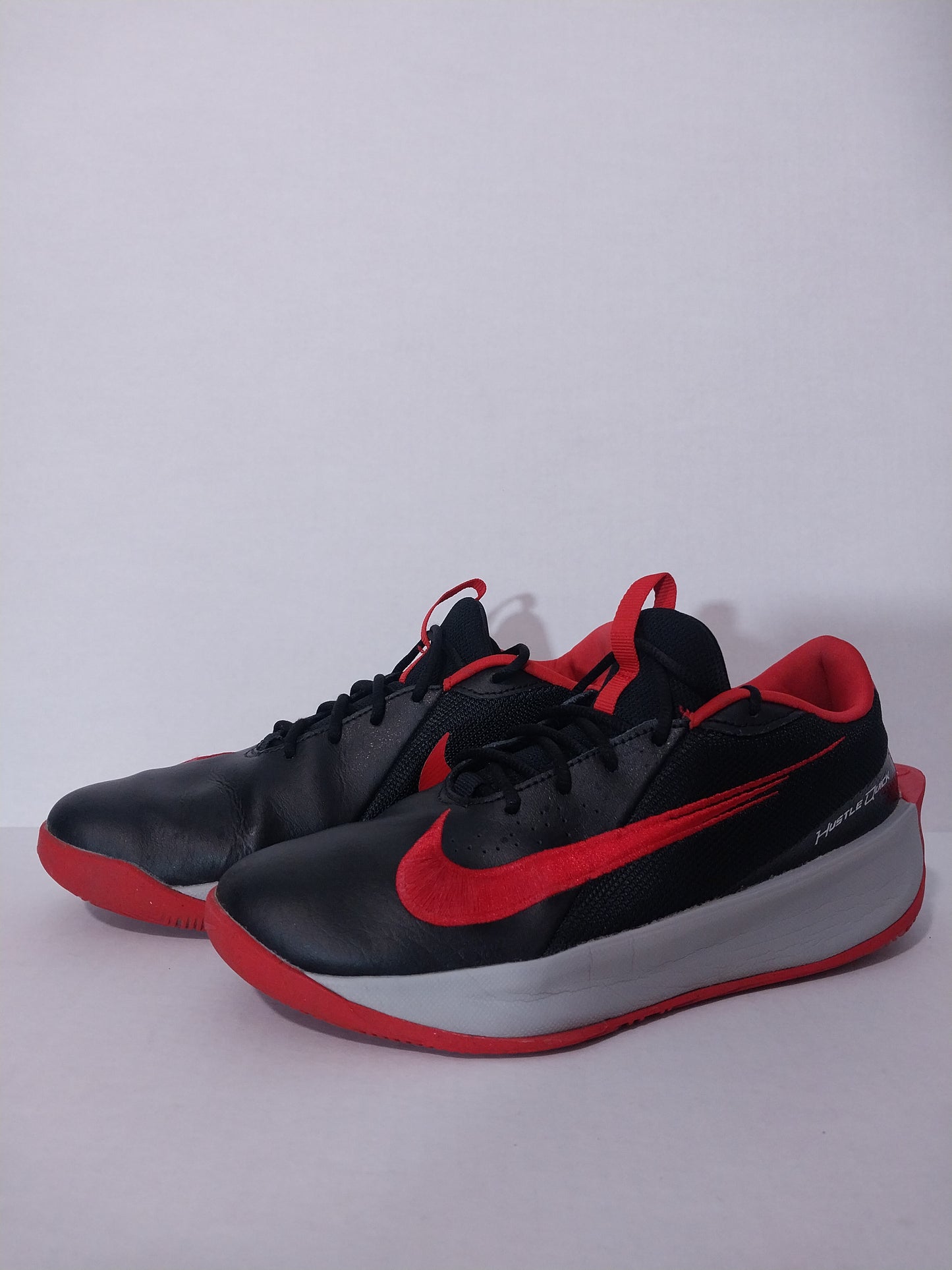 Nike Team Hustle Quick 3